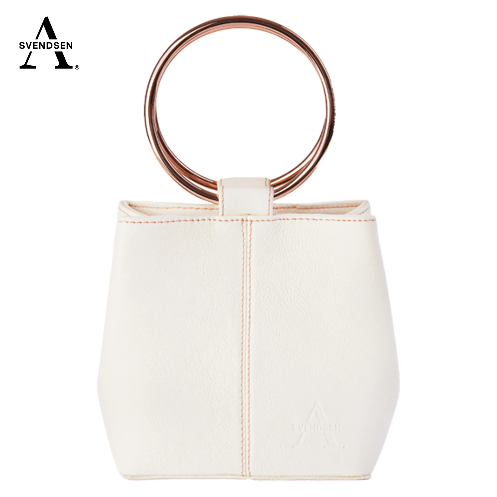Eine elegante „Antarctic Summer“-Brauttasche im Wert von 680 € von Taschen-Designerin Alexandra Svendsen