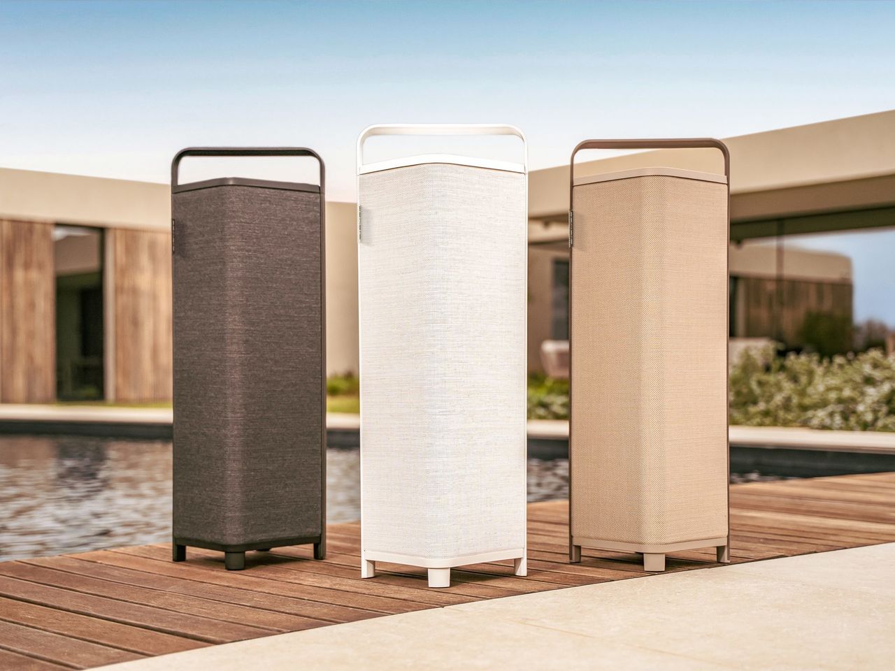 1 × den neuen Premium-Outdoor-Lautsprecher „sonoro VIBES XL“ im Wert von 999 Euro (UVP)
