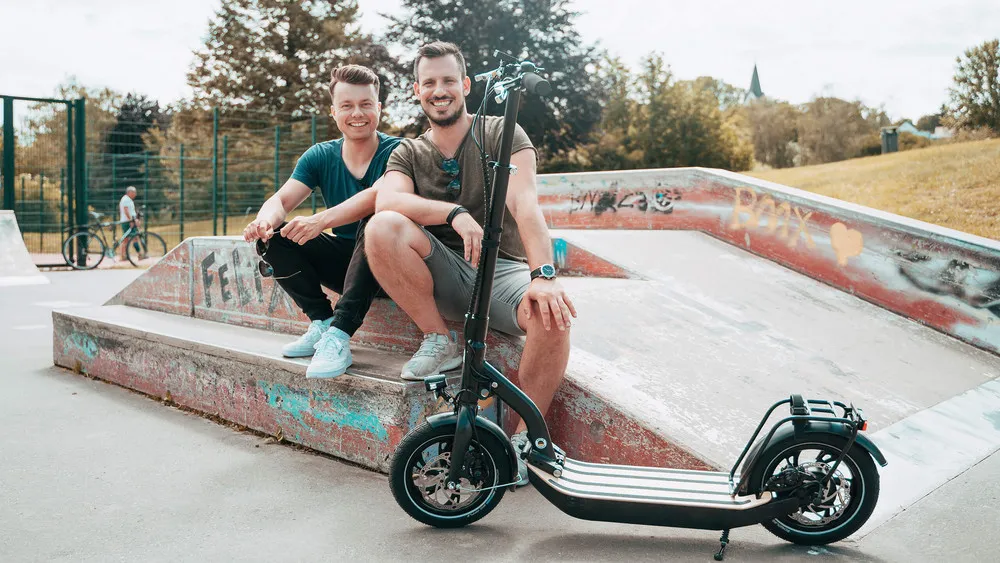 einen E-Scooter im Wert von 500 Euro