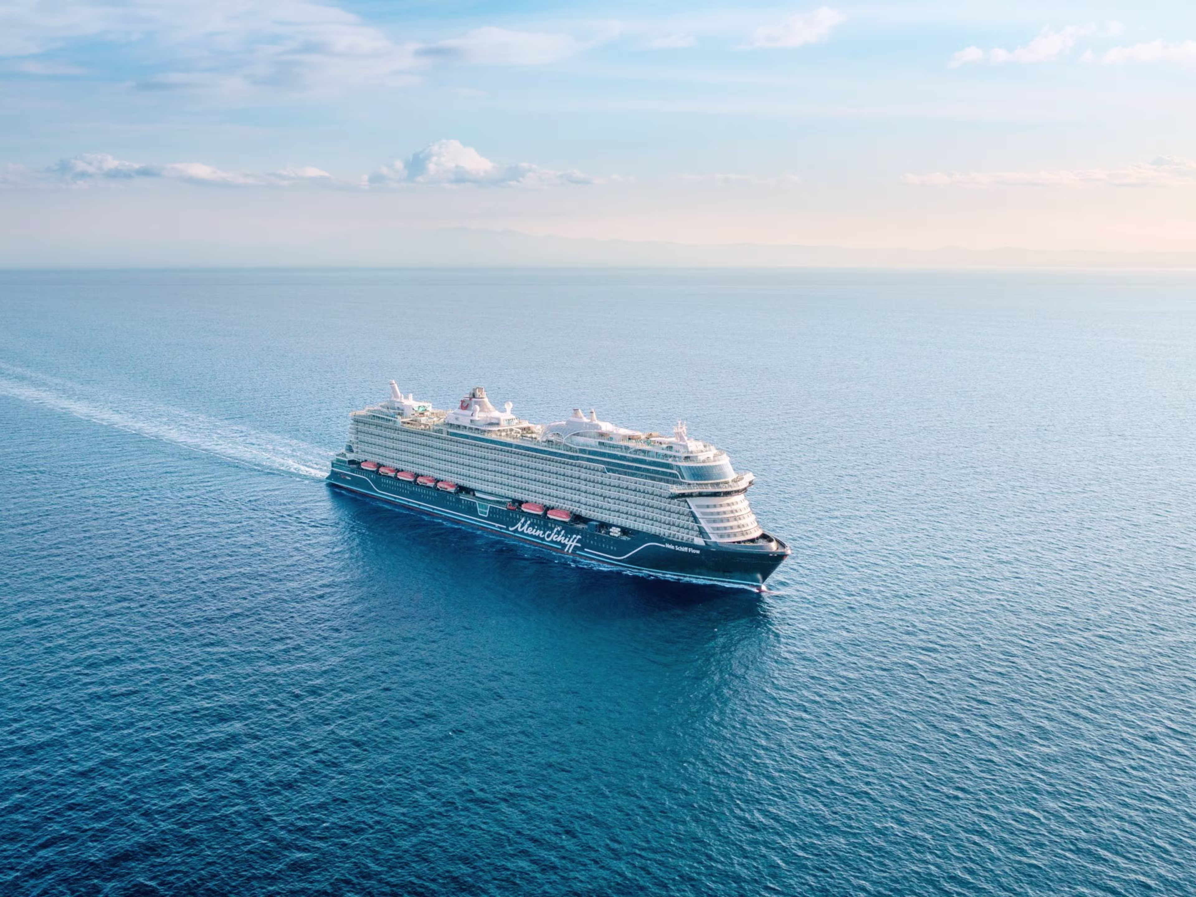 eine Reise für 2 Personen auf der Mein Schiff Relax