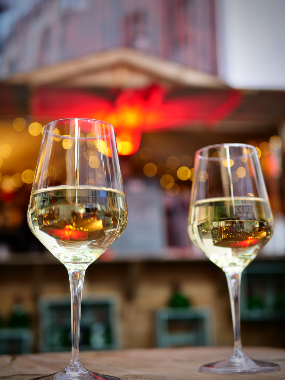 2 × 2 Tickets für das Sunday Afternoon Wine Clubbing am 8.11