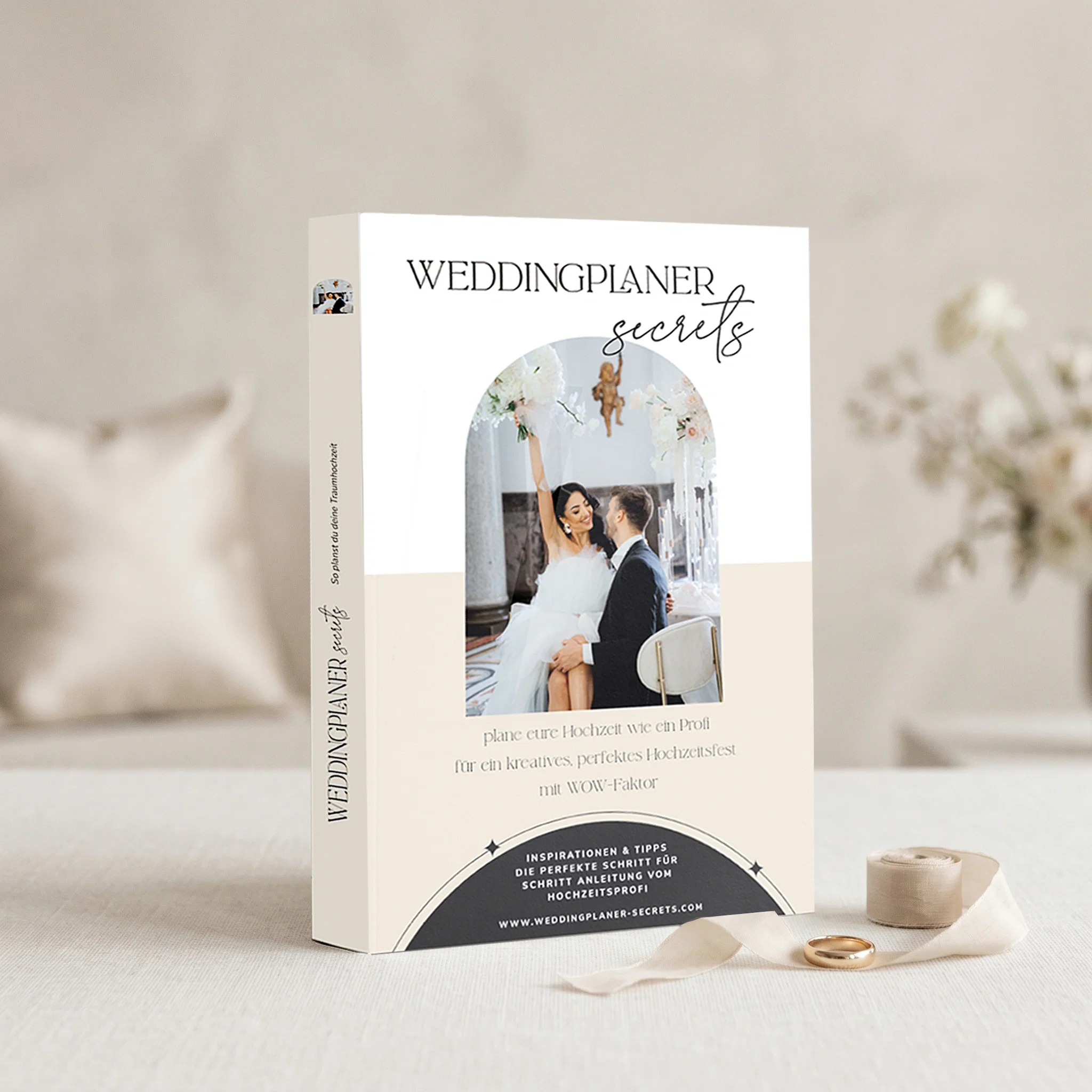 Einen von zehn Hochzeitsplanern „Weddingplaner Secrets“ von Barbara Friess im Gesamtwert von 600 €