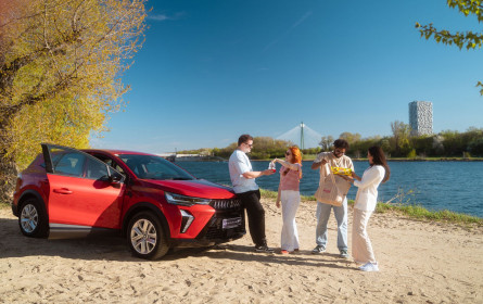 Mitsubishi Grandis Mildhybrid in Sunrise Rot